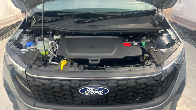 Ford Transit Courier E-Transit Courier 100kW 43kWh Trend Van Auto - Image 8